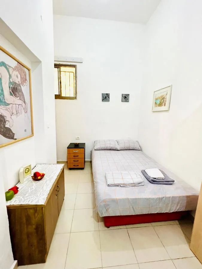 Apartment Уютная Квартира 1,5 Комнаты. Haifa