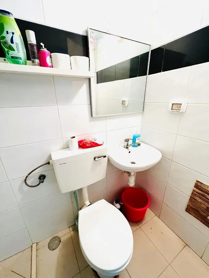 Apartment Уютная Квартира 1,5 Комнаты. Haifa Israel
